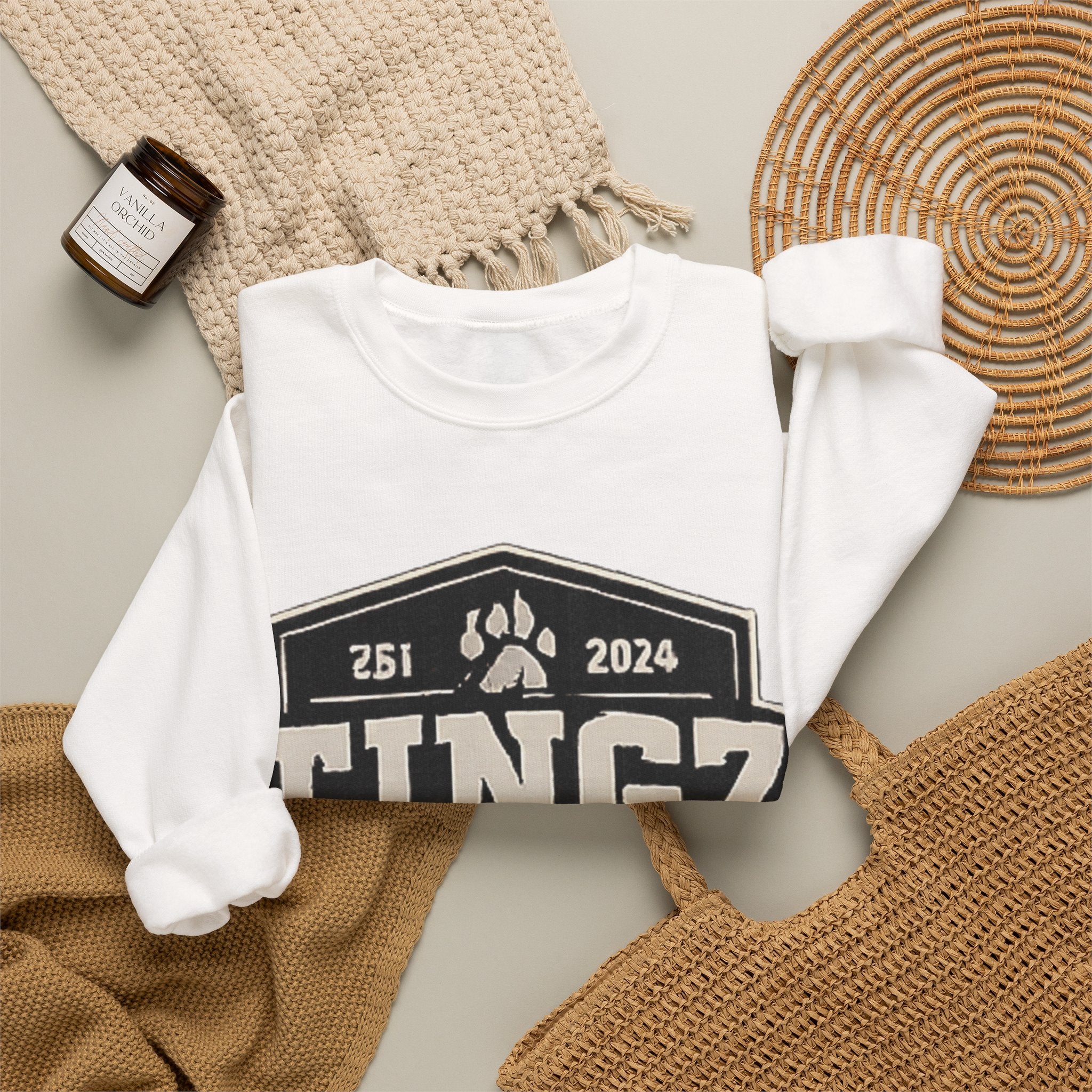 BEAR TINGZ  Badge Unisex Crewneck Sweatshirt | Vintage Wildlife Graphic Sweatshirt | Classic Streetwear Pullover